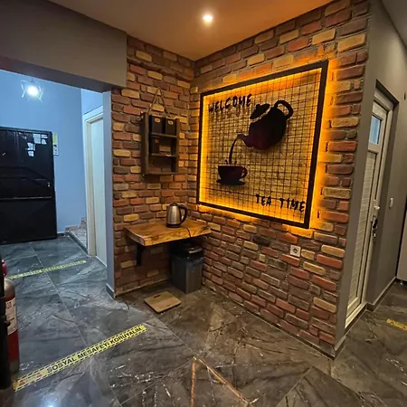 Yakamoz Pansiyon 2 * Antalya