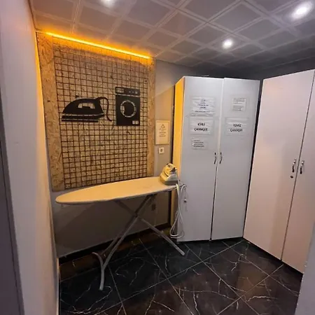 Yakamoz Pansiyon 2 *