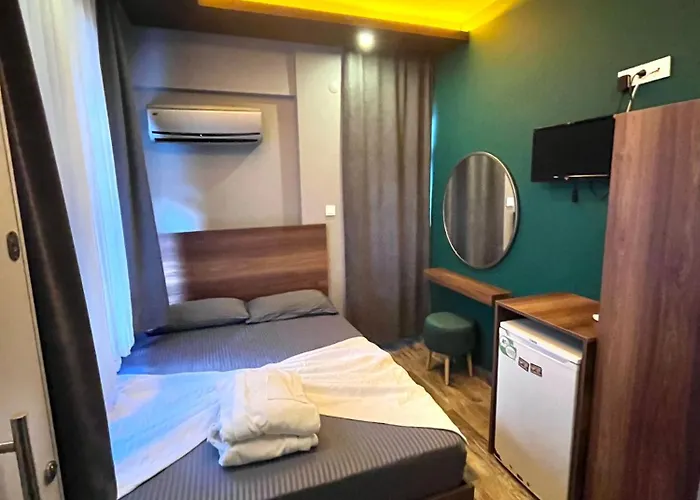 Yakamoz Pansiyon 2 *